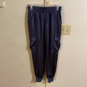 Women’s joggers, color blue, size small